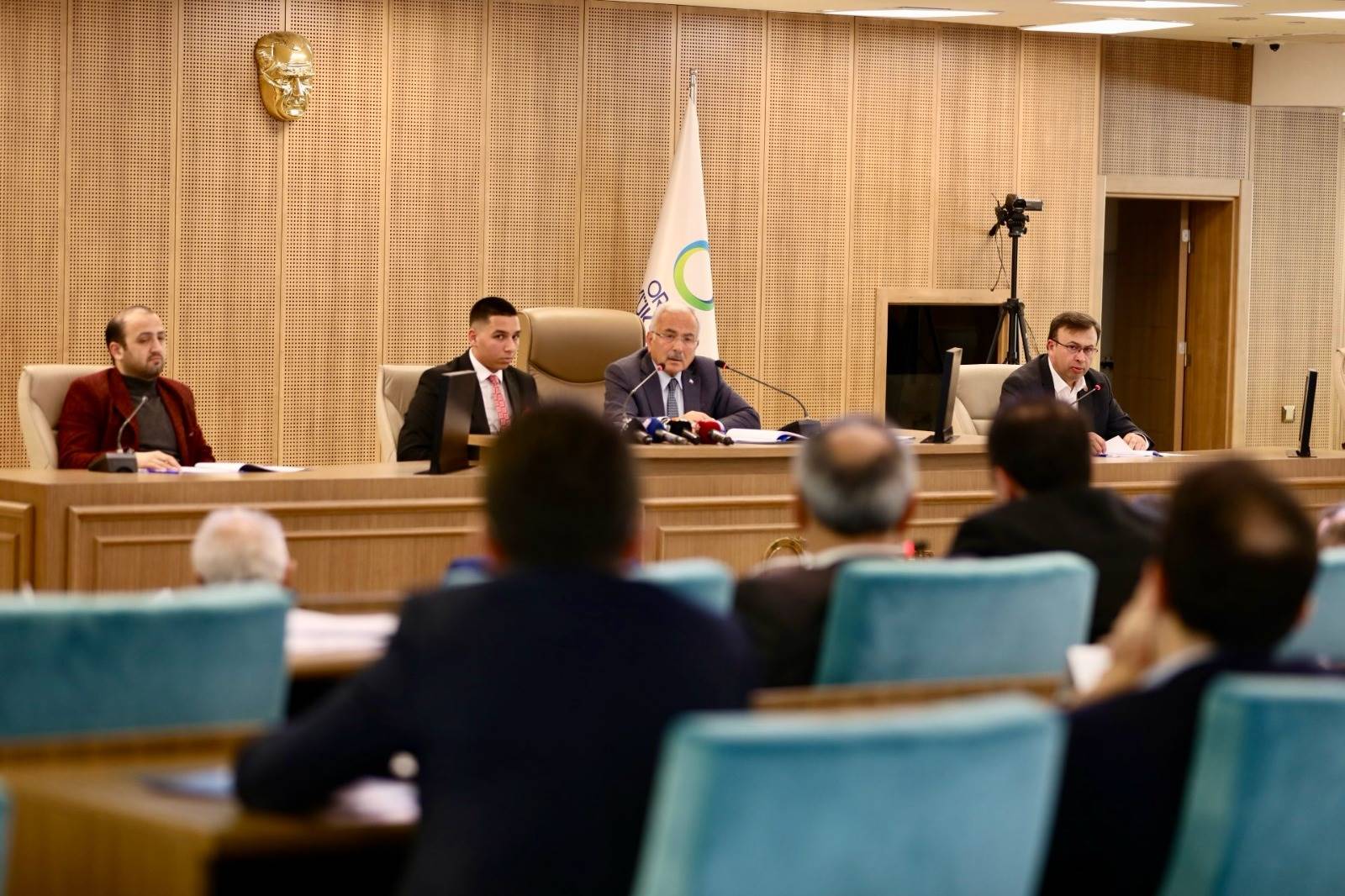 BAŞKAN GÜLER: OTOPARK SORUNU BİTECEK